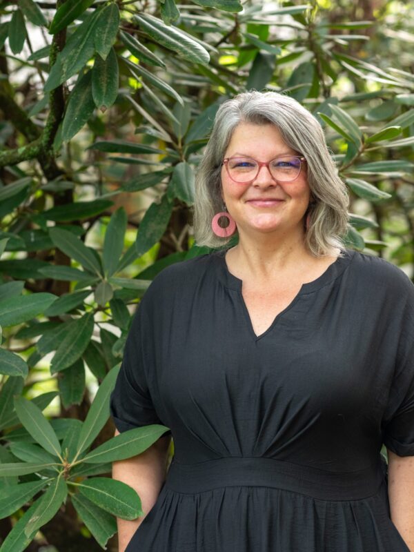 25_12_08 Kitty Taylor head shot-5